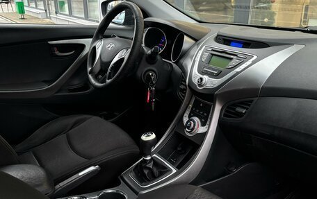 Hyundai Elantra V, 2012 год, 775 000 рублей, 14 фотография