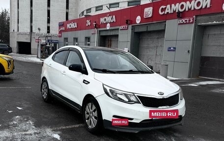 KIA Rio III рестайлинг, 2017 год, 700 000 рублей, 3 фотография