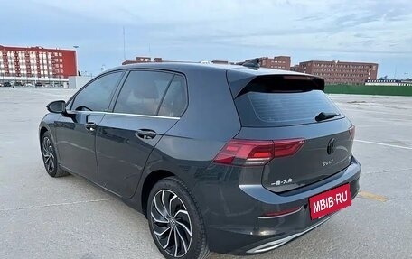 Volkswagen Golf VIII, 2021 год, 1 949 000 рублей, 4 фотография