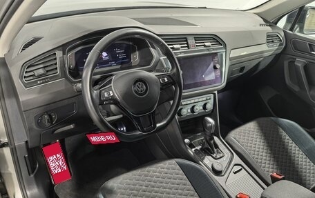 Volkswagen Tiguan II, 2020 год, 2 980 000 рублей, 12 фотография