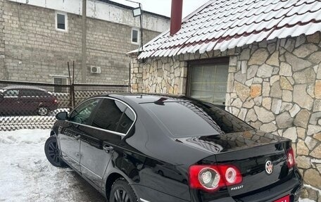 Volkswagen Passat B6, 2005 год, 625 000 рублей, 3 фотография