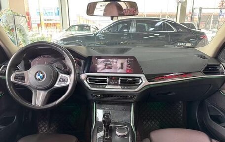 BMW 3 серия, 2022 год, 2 900 000 рублей, 6 фотография