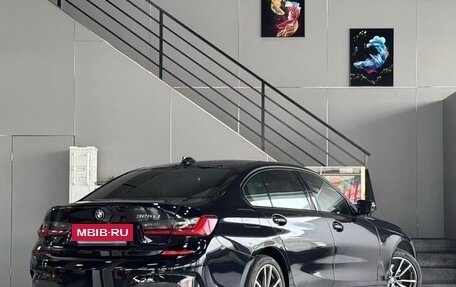 BMW 3 серия, 2022 год, 2 900 000 рублей, 2 фотография