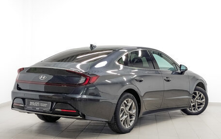 Hyundai Sonata VIII, 2021 год, 1 860 000 рублей, 5 фотография