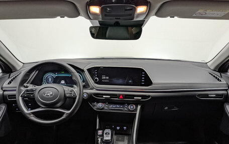 Hyundai Sonata VIII, 2021 год, 1 860 000 рублей, 14 фотография