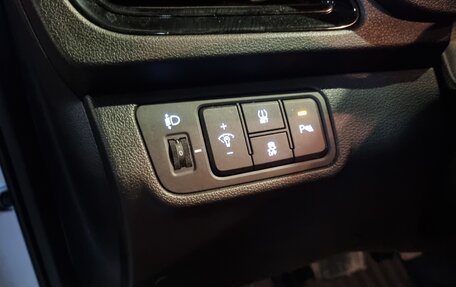 Hyundai Solaris II рестайлинг, 2021 год, 1 900 000 рублей, 16 фотография