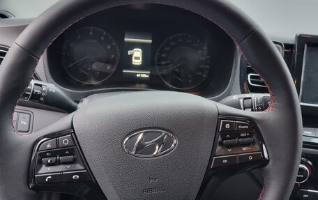 Hyundai Solaris II рестайлинг, 2021 год, 1 900 000 рублей, 21 фотография