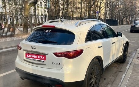 Infiniti FX II, 2010 год, 1 410 000 рублей, 7 фотография