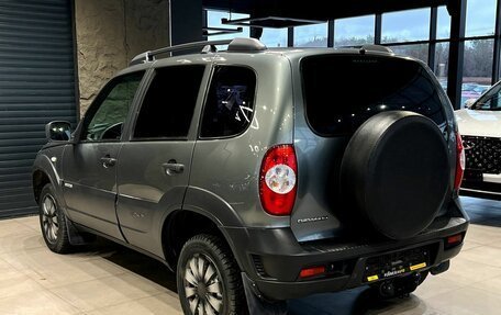 Chevrolet Niva I рестайлинг, 2018 год, 730 000 рублей, 6 фотография