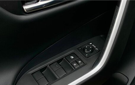 Toyota RAV4, 2025 год, 4 350 000 рублей, 13 фотография