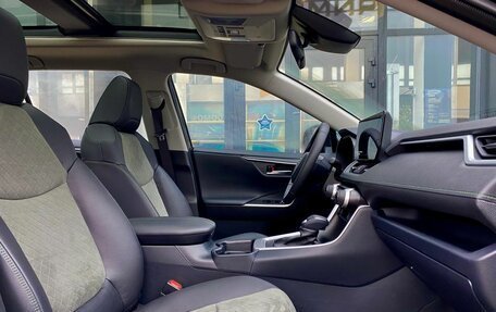 Toyota RAV4, 2025 год, 4 350 000 рублей, 18 фотография