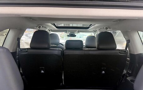 Toyota Highlander, 2025 год, 6 190 000 рублей, 25 фотография