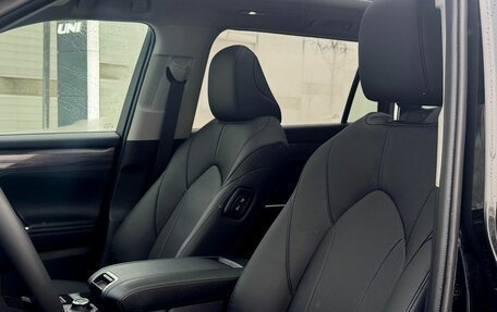 Toyota Highlander, 2025 год, 6 190 000 рублей, 17 фотография