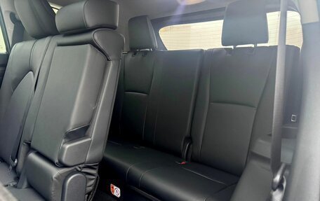 Toyota Highlander, 2025 год, 6 190 000 рублей, 26 фотография