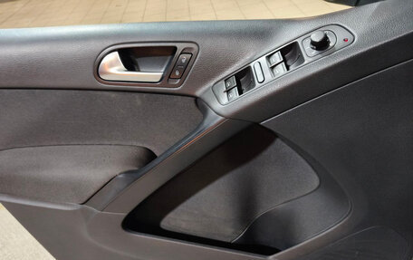 Volkswagen Tiguan I, 2011 год, 990 000 рублей, 14 фотография