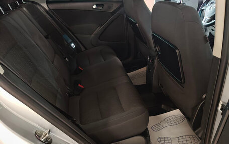 Volkswagen Tiguan I, 2011 год, 990 000 рублей, 16 фотография