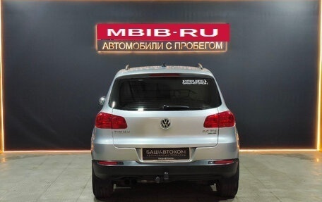 Volkswagen Tiguan I, 2011 год, 990 000 рублей, 3 фотография