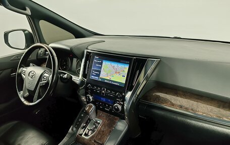 Toyota Alphard III, 2021 год, 5 470 000 рублей, 10 фотография