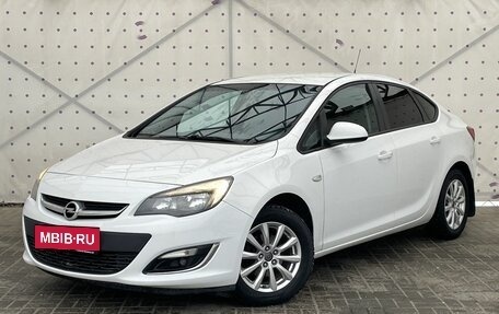 Opel Astra J, 2013 год, 990 000 рублей, 1 фотография