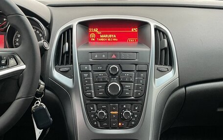 Opel Astra J, 2013 год, 990 000 рублей, 17 фотография