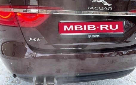 Jaguar XF II, 2017 год, 1 900 000 рублей, 5 фотография