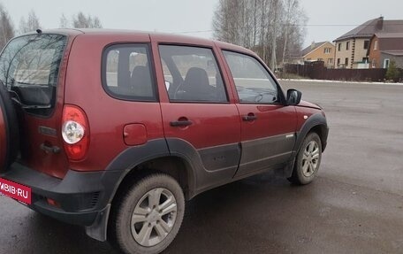 Chevrolet Niva I рестайлинг, 2012 год, 455 000 рублей, 2 фотография