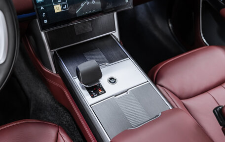 Land Rover Range Rover IV рестайлинг, 2025 год, 27 500 000 рублей, 15 фотография