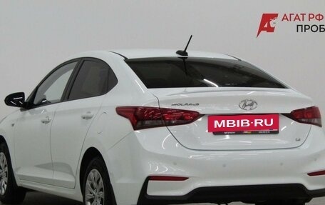 Hyundai Solaris II рестайлинг, 2017 год, 1 100 000 рублей, 3 фотография