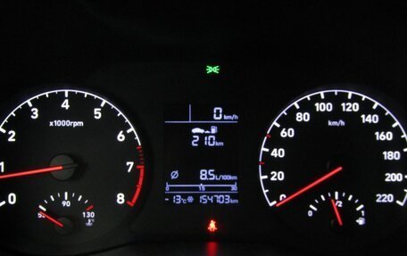 Hyundai Solaris II рестайлинг, 2017 год, 1 100 000 рублей, 21 фотография