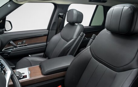 Land Rover Range Rover IV рестайлинг, 2024 год, 18 490 000 рублей, 12 фотография