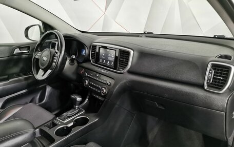KIA Sportage IV рестайлинг, 2019 год, 2 365 000 рублей, 13 фотография