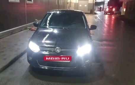 Volkswagen Polo VI (EU Market), 2010 год, 405 000 рублей, 2 фотография