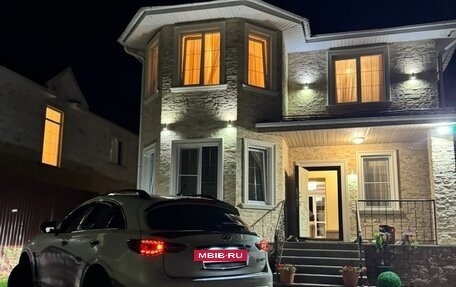 Infiniti QX70, 2014 год, 3 090 000 рублей, 37 фотография