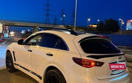 Infiniti QX70, 2014 год, 3 090 000 рублей, 32 фотография