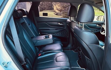 Hyundai Santa Fe IV, 2018 год, 2 950 000 рублей, 21 фотография