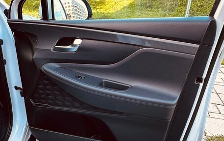 Hyundai Santa Fe IV, 2018 год, 2 950 000 рублей, 22 фотография