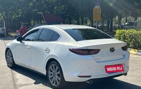 Mazda 3, 2023 год, 1 750 000 рублей, 4 фотография