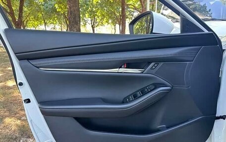 Mazda 3, 2023 год, 1 750 000 рублей, 9 фотография