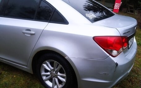 Chevrolet Cruze II, 2013 год, 377 000 рублей, 3 фотография