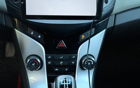 Chevrolet Cruze II, 2013 год, 800 000 рублей, 12 фотография