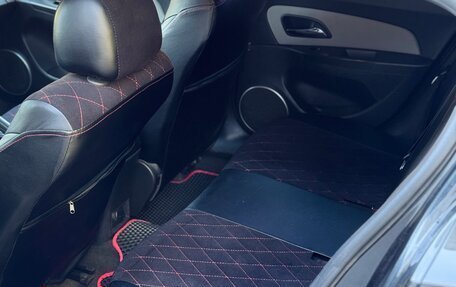 Chevrolet Cruze II, 2013 год, 800 000 рублей, 14 фотография