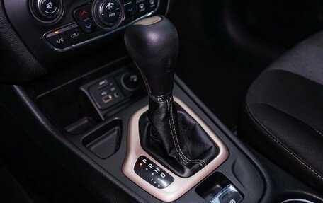 Jeep Cherokee, 2014 год, 1 190 000 рублей, 37 фотография