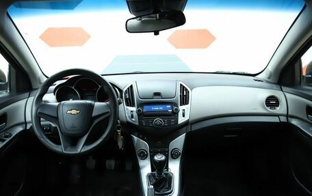 Chevrolet Cruze II, 2013 год, 590 000 рублей, 13 фотография