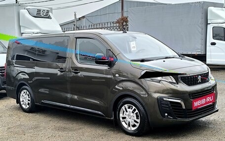 Peugeot Traveller I, 2021 год, 2 599 000 рублей, 3 фотография