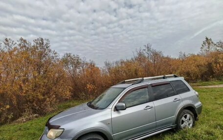 Mitsubishi Outlander III рестайлинг 3, 2006 год, 765 000 рублей, 2 фотография