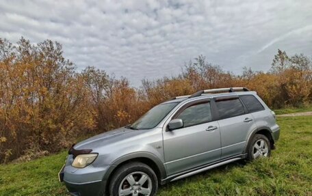 Mitsubishi Outlander III рестайлинг 3, 2006 год, 765 000 рублей, 7 фотография