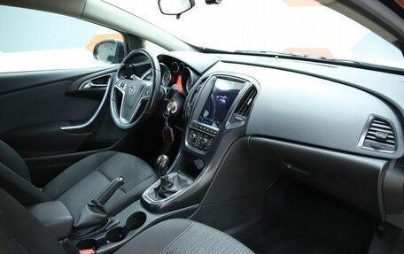 Opel Astra J, 2014 год, 590 000 рублей, 10 фотография