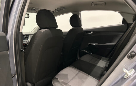 Hyundai Solaris II рестайлинг, 2017 год, 1 049 000 рублей, 13 фотография