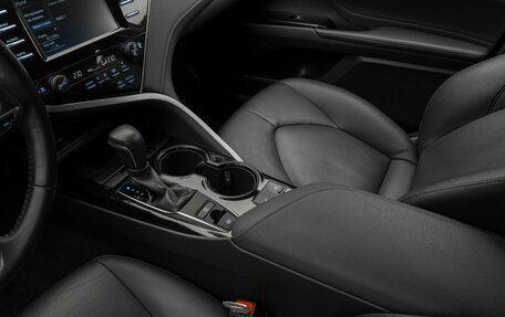 Toyota Camry, 2020 год, 2 810 000 рублей, 19 фотография