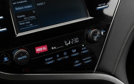 Toyota Camry, 2020 год, 2 810 000 рублей, 21 фотография